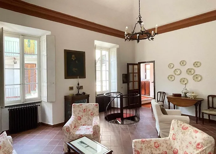 Il Convento Ancient With Private Garden Semesterbostad