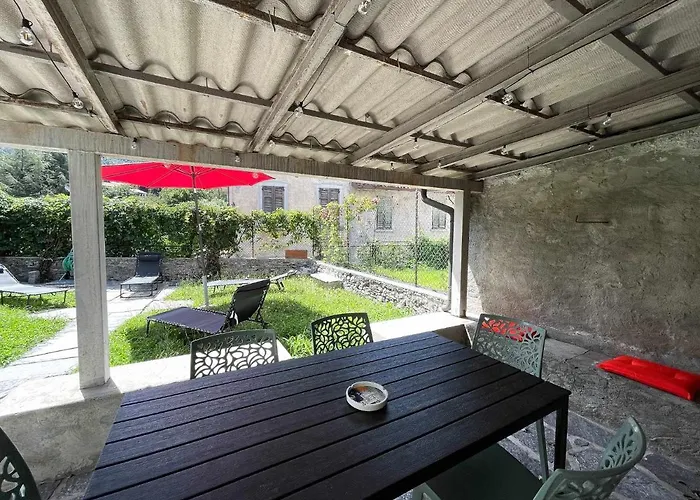 Il Convento Ancient With Private Garden Semesterbostad Bellagio