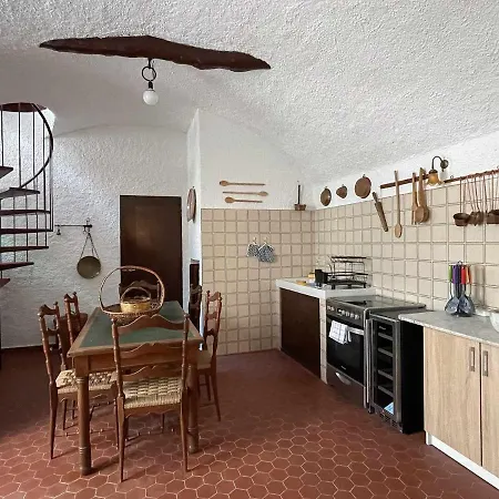 Il Convento Ancient With Private Garden בלאג'יו